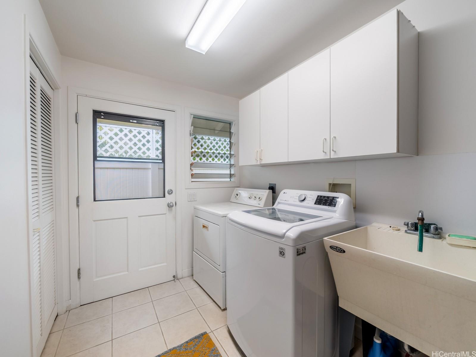 294 Awakea Road Kailua, HI 96734 - Photo 21 of 24