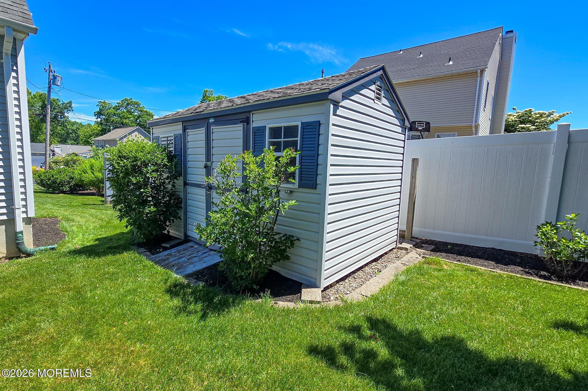 137 Bowline Road Manahawkin, NJ 08050 - Photo 36 of 36 37