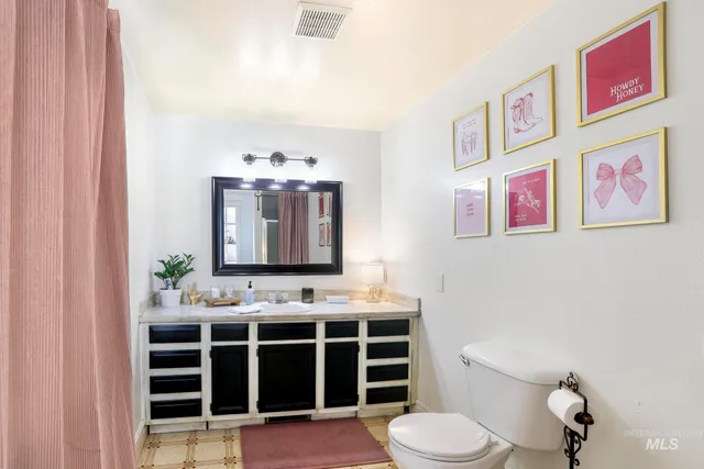 $575,000 | 2342 Garey Lane, Filer, ID 83328