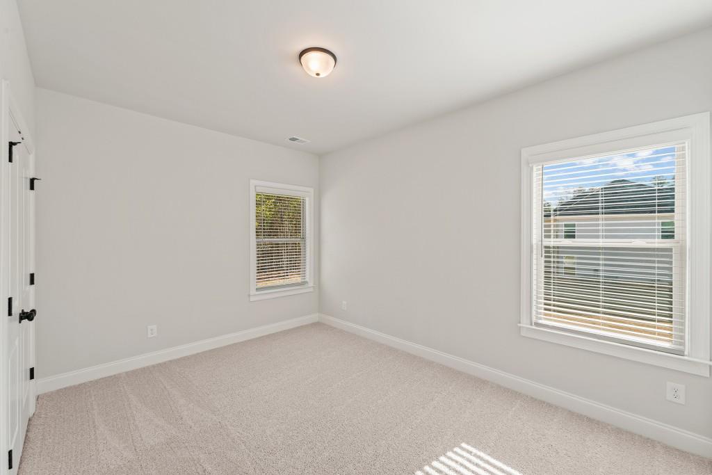 3261 Lions Ruby Lane Atlanta, GA 30349 - Photo 13 of 27