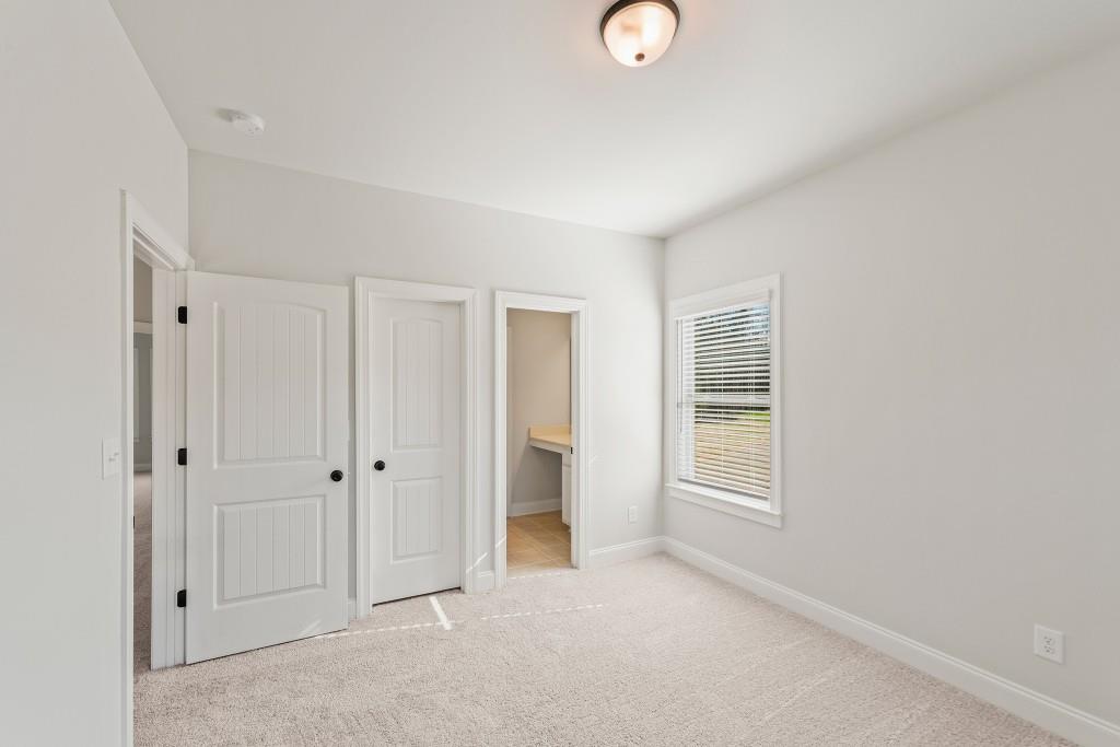 3261 Lions Ruby Lane Atlanta, GA 30349 - Photo 14 of 27