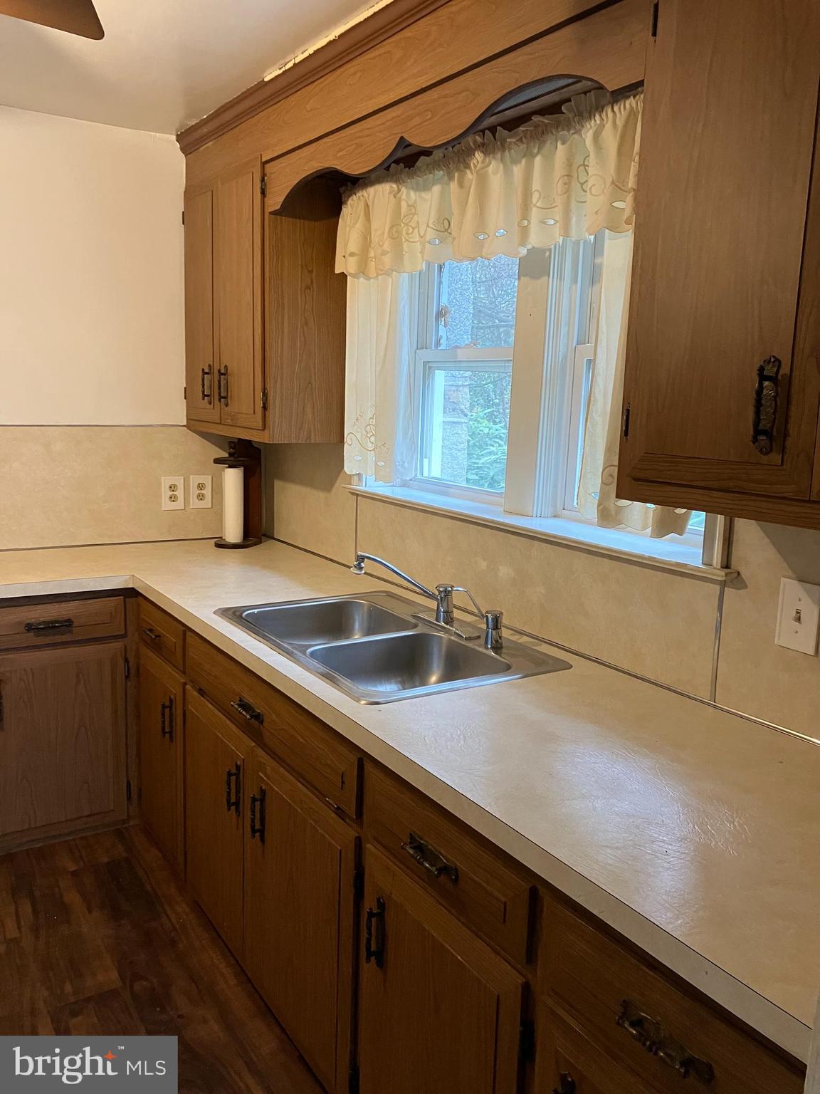 1001 Southern Road York, PA 17403 - Photo 17 of 20 Gallery Image 17