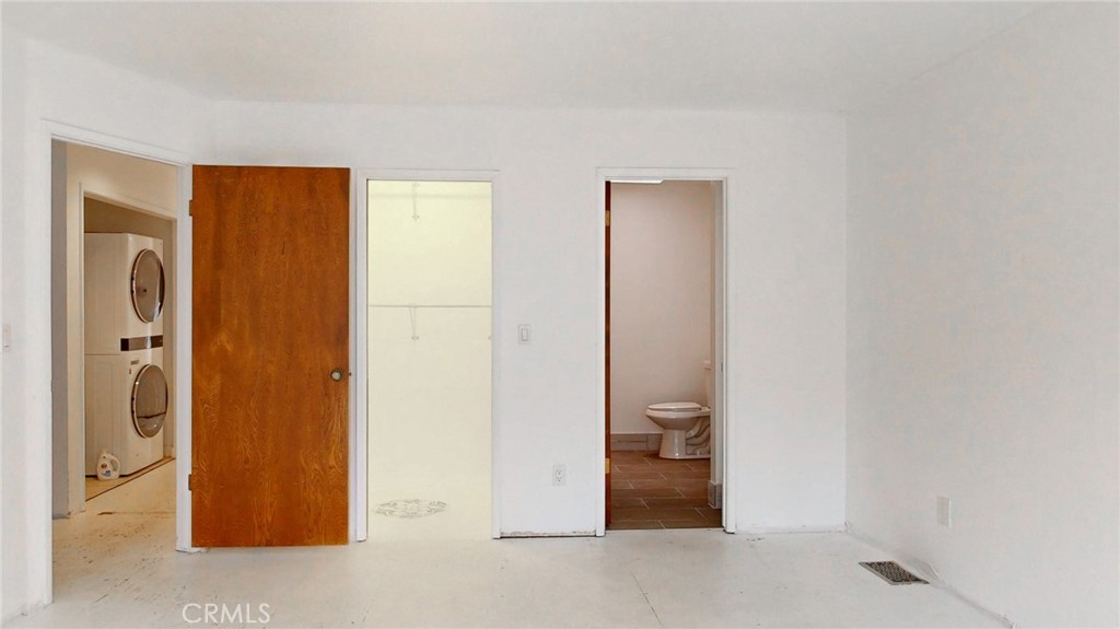 786 Main Street Cambria, CA 93428 - Photo 11 of 36 a view of a livingroom with bathroom