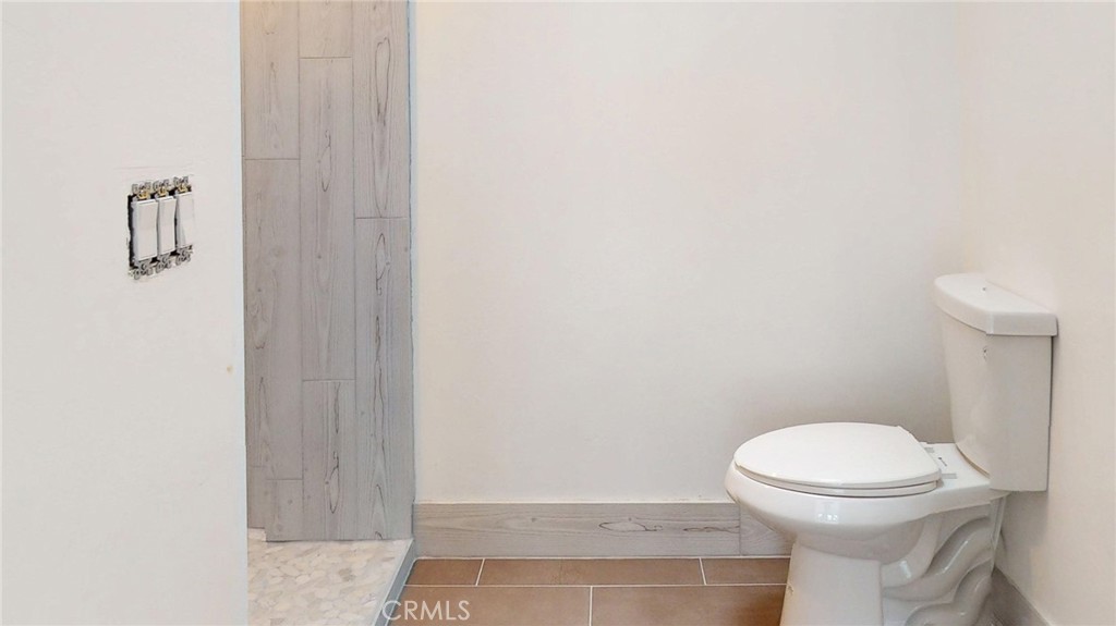 786 Main Street Cambria, CA 93428 - Photo 13 of 36 a bathroom with a toilet