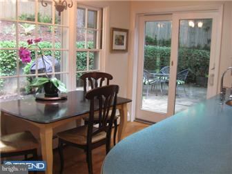 617 Weadley Road Wayne, PA 19087 - Photo 6 of 12 Kitchen