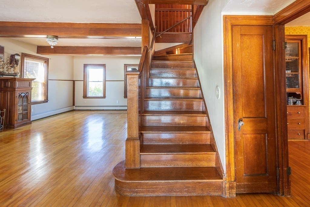91 Edgewater Road Hull, MA 02045 - Photo 18 of 41 a view of entryway with wooden floor