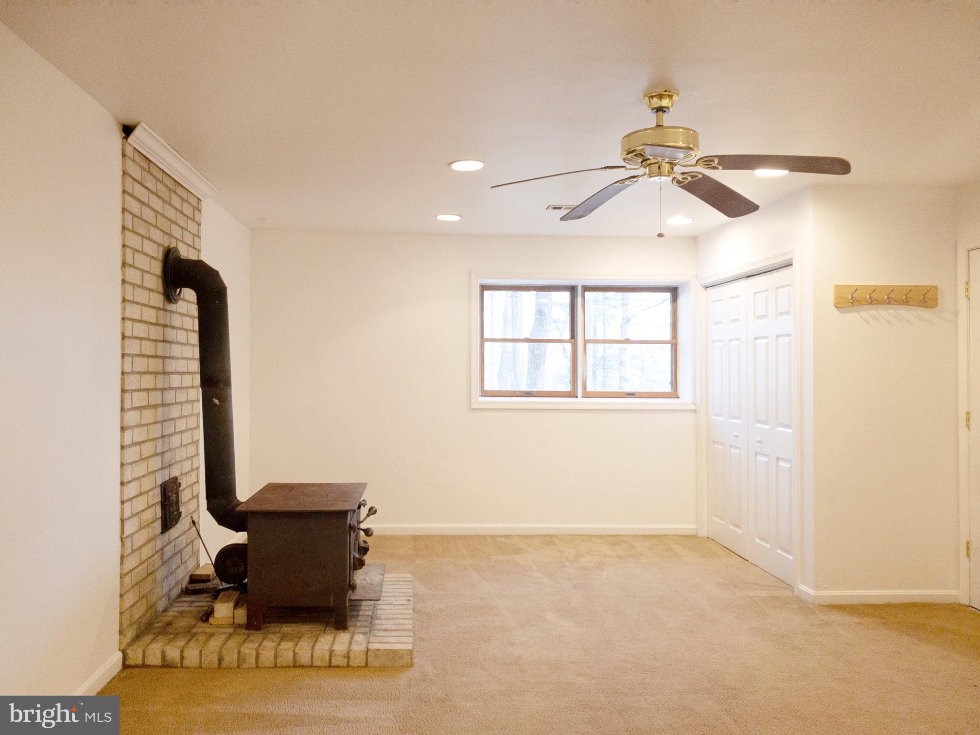 95 Castle Mountain Road Castleton, VA 22716 - Photo 11 of 12