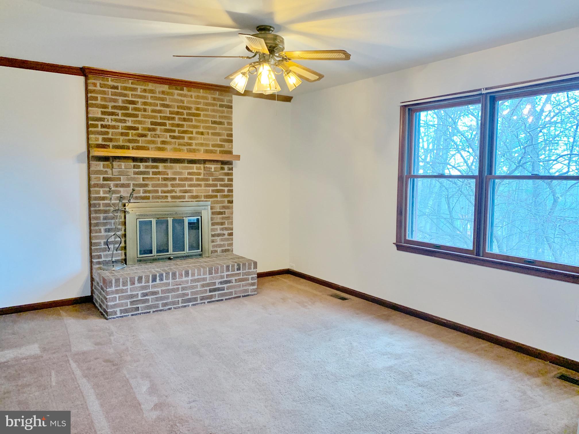 95 Castle Mountain Road Castleton, VA 22716 - Photo 5 of 12