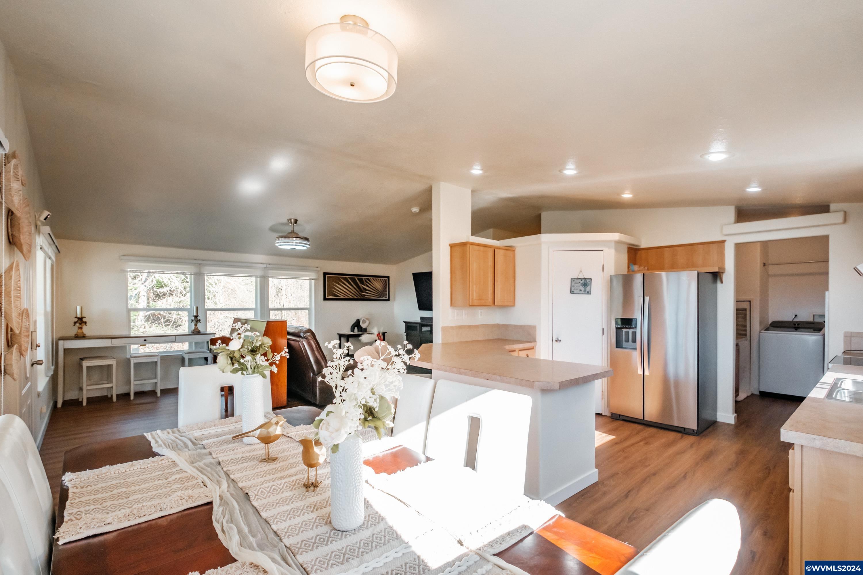 28670 Ridgeway Road Sweet Home, OR 97386 - Photo 11 of 39 Gallery Image 11