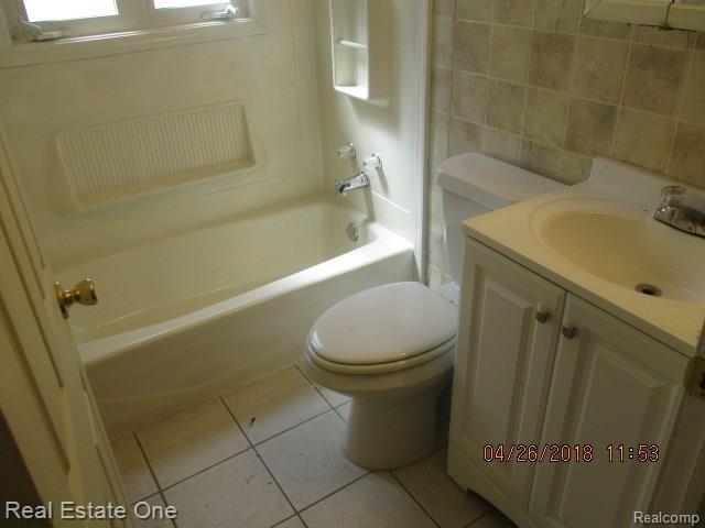 6306 Beech Daly Road Taylor, MI 48180 - Photo 10 of 24 20604 Annapolis 124.JPG