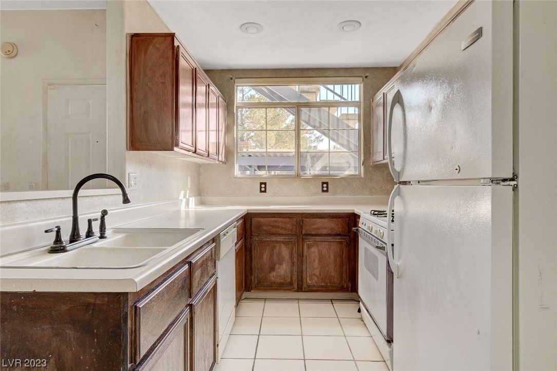 2201 Ramsgate Drive, Unit 714 Henderson, NV 89074 - Photo 22 of 64