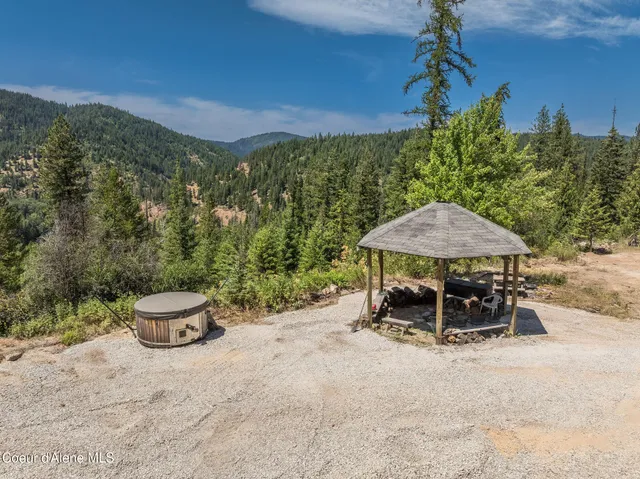 $249,000 | 950 Bear Ridge Lane, Kingston, ID 83839