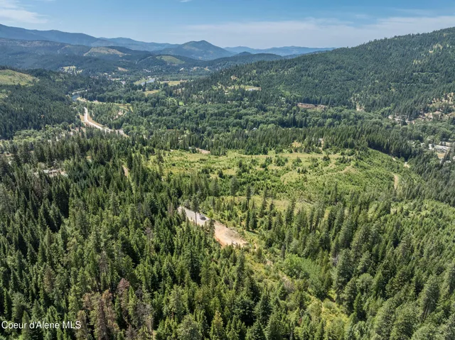 $249,000 | 950 Bear Ridge Lane, Kingston, ID 83839