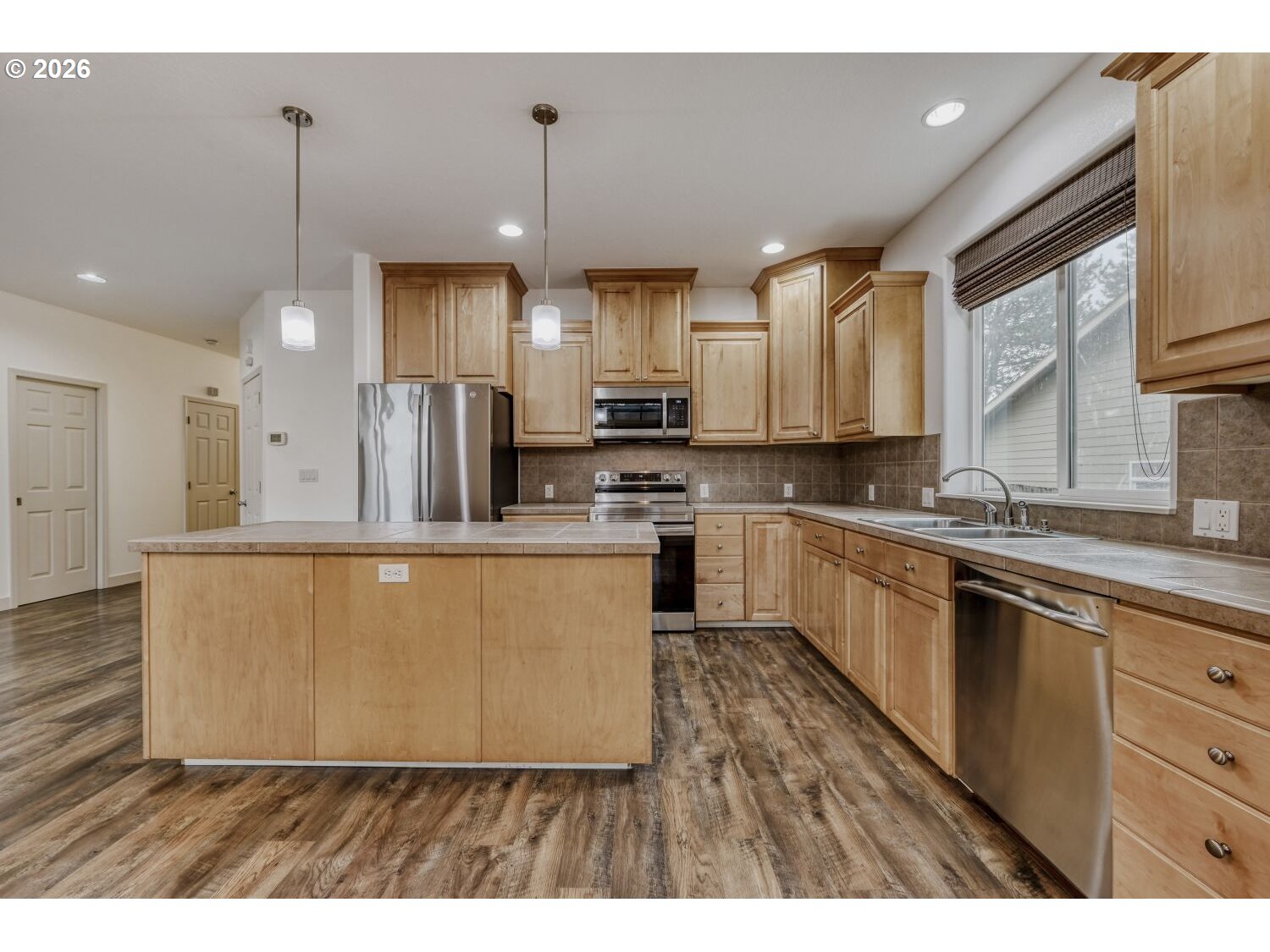 43 South 20th Avenue Cornelius, OR 97113 - Photo 10 of 27