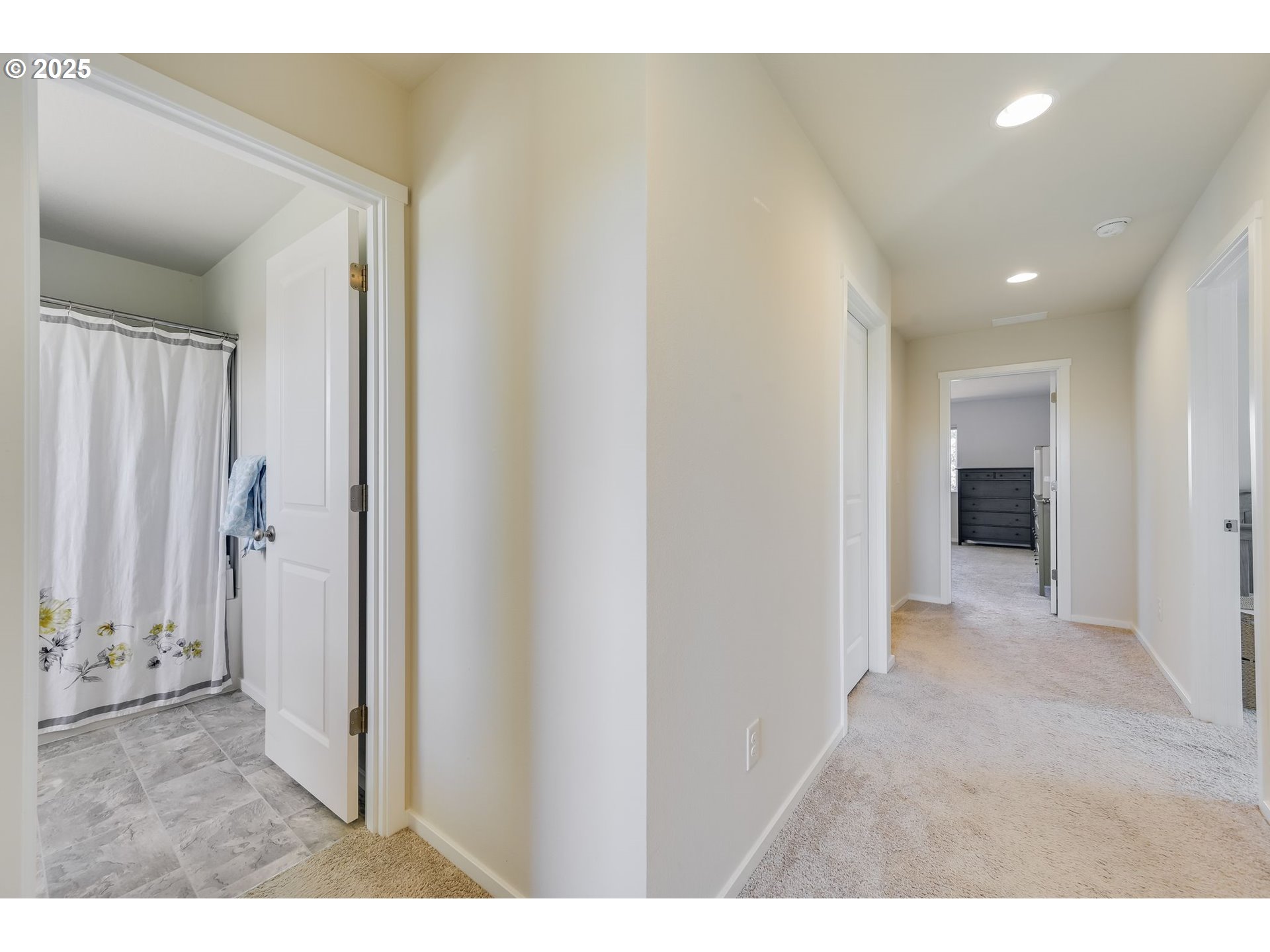 2126 South Meadowlark Dr. Ridgefield, WA 98642 - Photo 21 of 22 Gallery Image 21