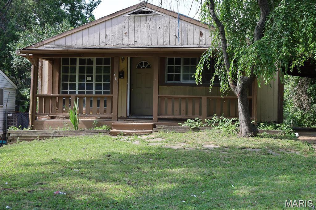 221 Roderick Drive St. Louis, MO 63137 - Photo 3 of 3