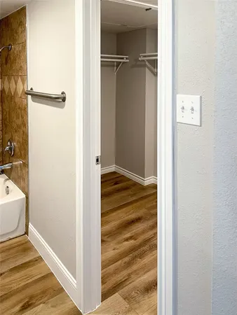$90,000 | 9707 Richmond Avenue, Unit 28, Houston, TX 77063