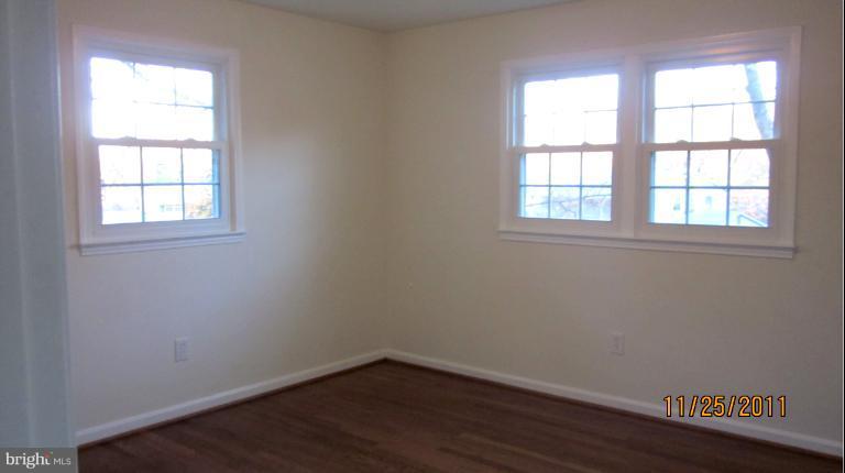 9211 Setter Place Springfield, VA 22153 - Photo 7 of 15 Bedroom