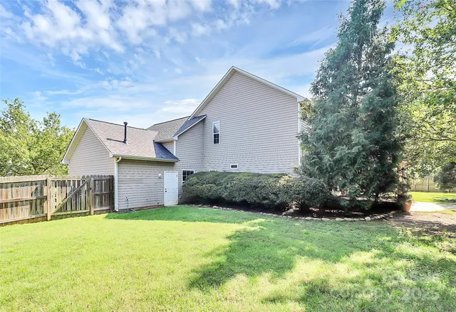 $599,900 | 6028 Zinnia Drive, Matthews, NC 28104