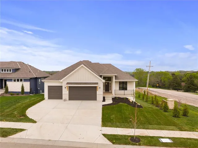 $700,000 | 14289 South Houston Street, Olathe, KS 66061