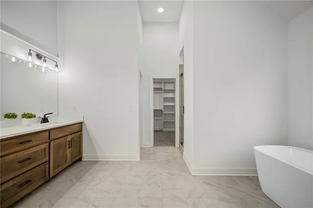 $700,000 | 14289 South Houston Street, Olathe, KS 66061