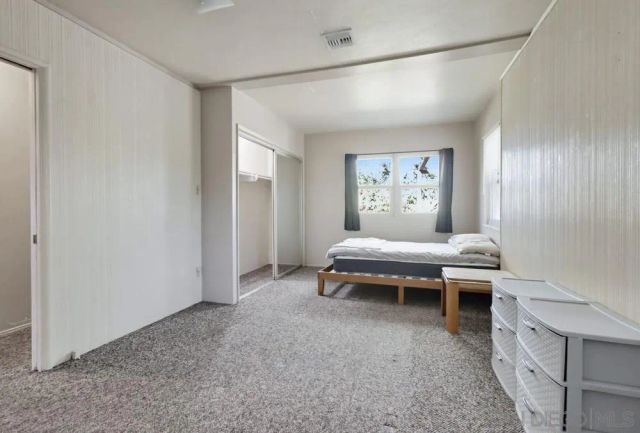 a view of a storage & utility room