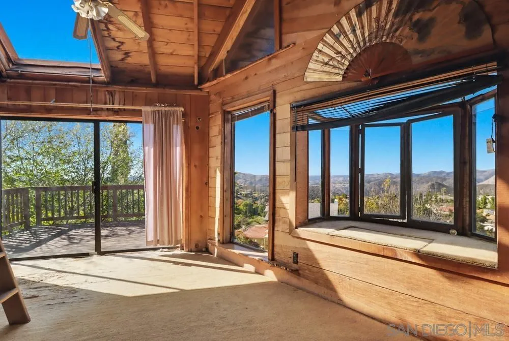 602 Starbright Lane Alpine, CA 91901 - Photo 4 of 73 3rd bedroom with full bath