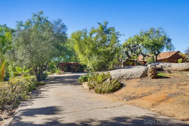 $995,000 | 602 Starbright Lane, Alpine, CA 91901
