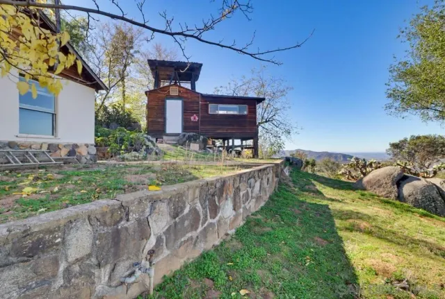 $995,000 | 602 Starbright Lane, Alpine, CA 91901