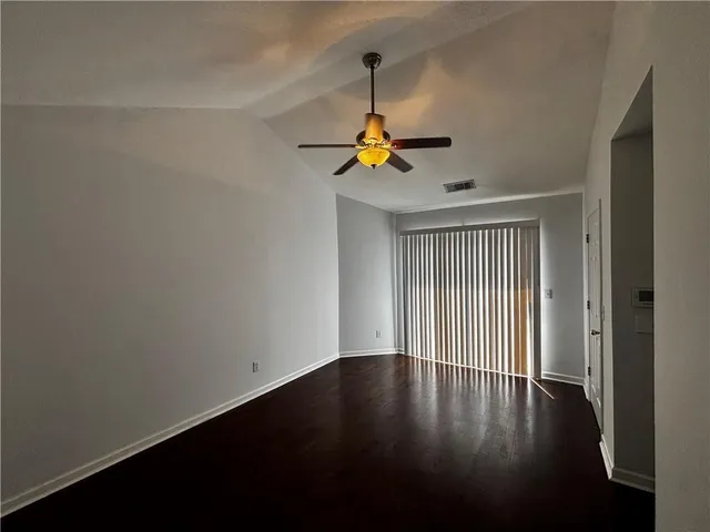 $329,900 | 104 Rose Cottage Lane, Woodstock, GA 30189