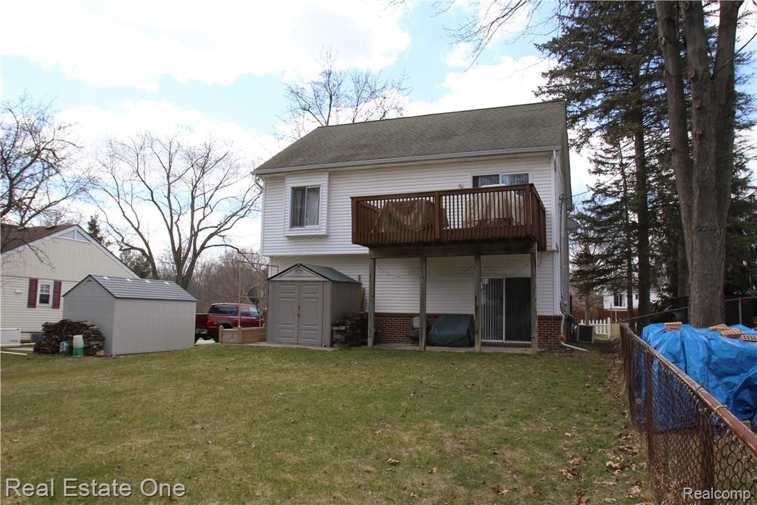 walk out lower level with sliding door