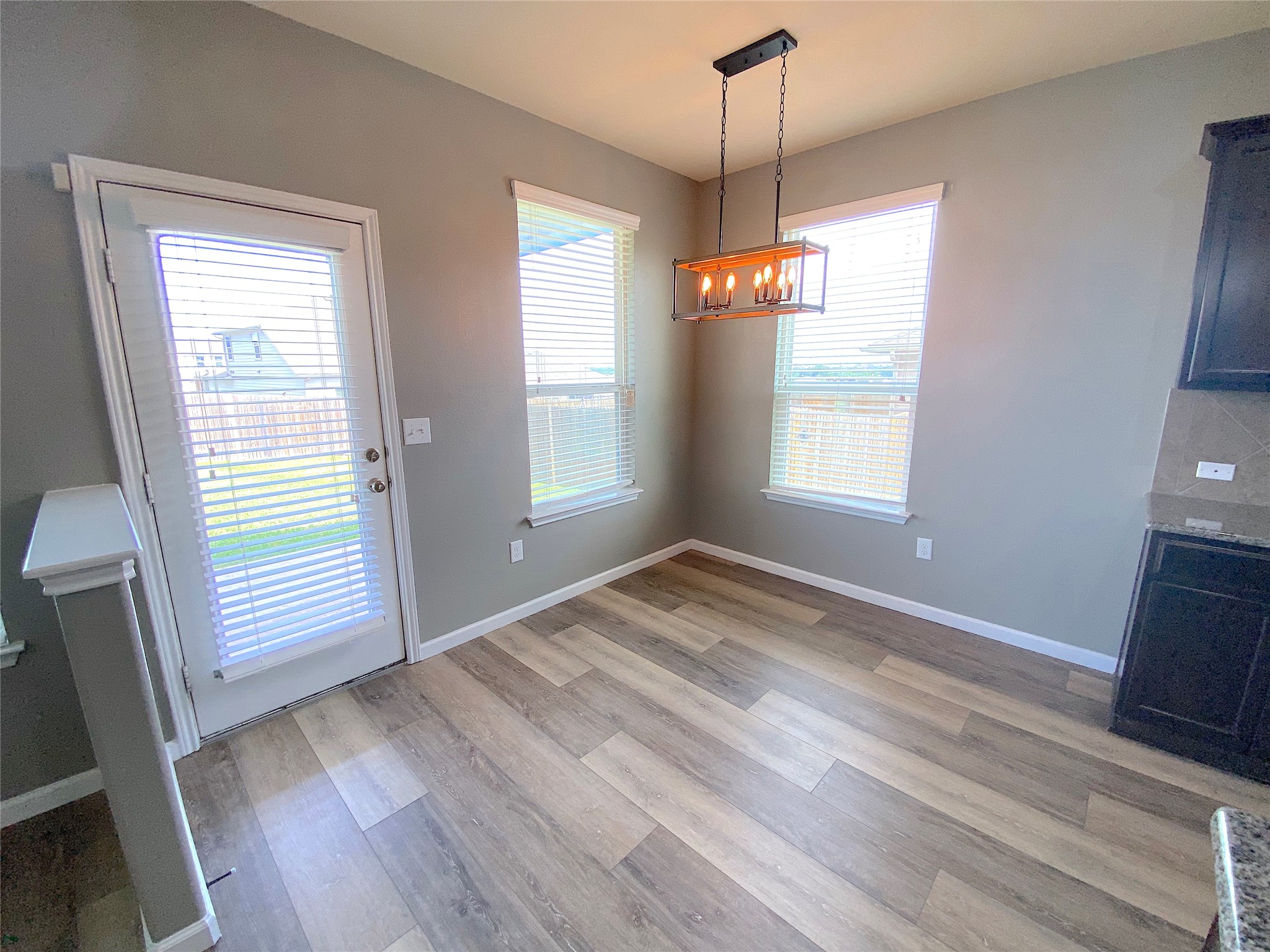 122 Liard River Road Hutto, TX 78634 - Photo 11 of 33