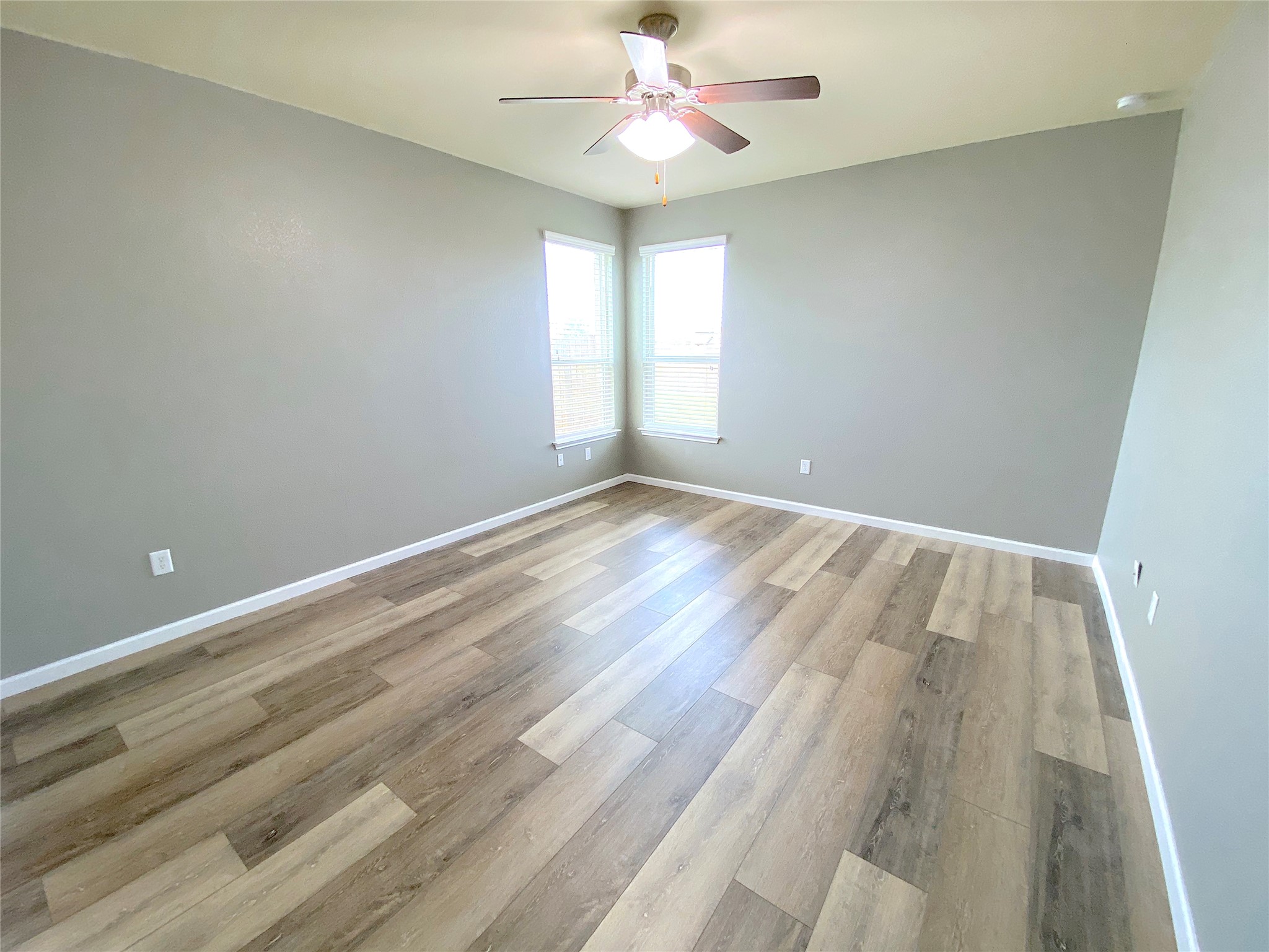 122 Liard River Road Hutto, TX 78634 - Photo 15 of 33