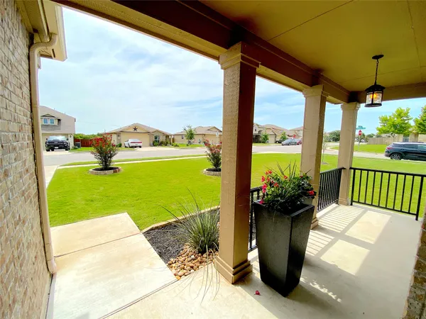 $2,450 | 122 Liard River Road, Hutto, TX 78634