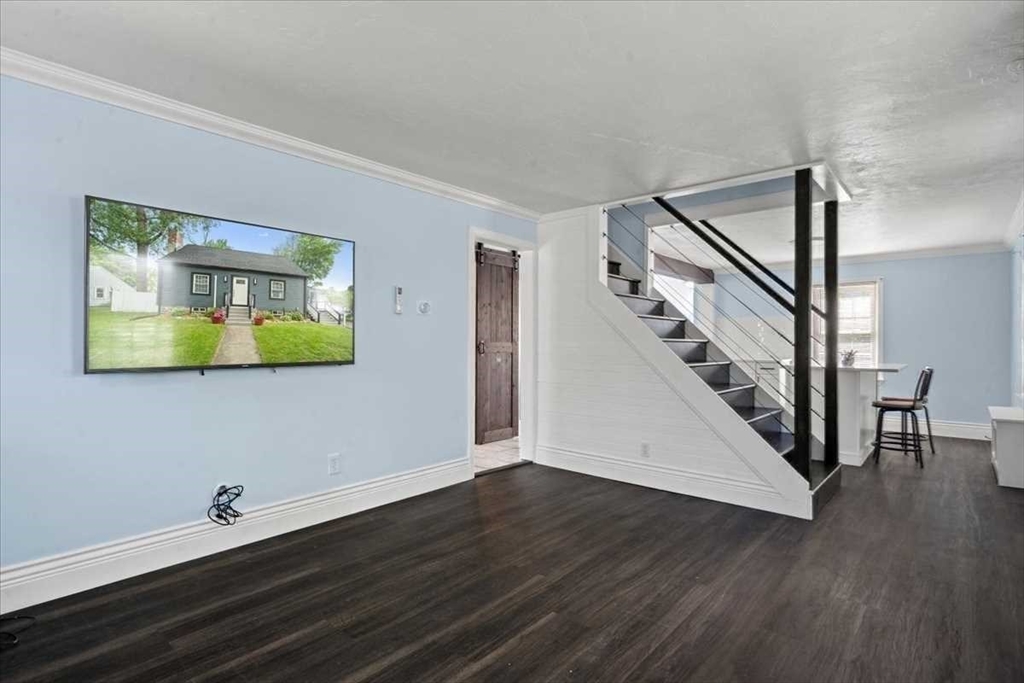 522 Grove Worcester Ma Worcester, MA 01605 - Photo 10 of 29