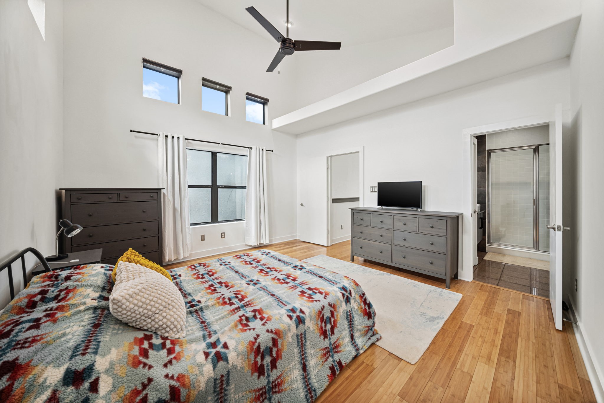 2010 Blodgett Street, Unit G Houston, TX 77004 - Photo 14 of 37