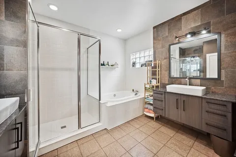 $368,500 | 2010 Blodgett Street, Unit G, Houston, TX 77004