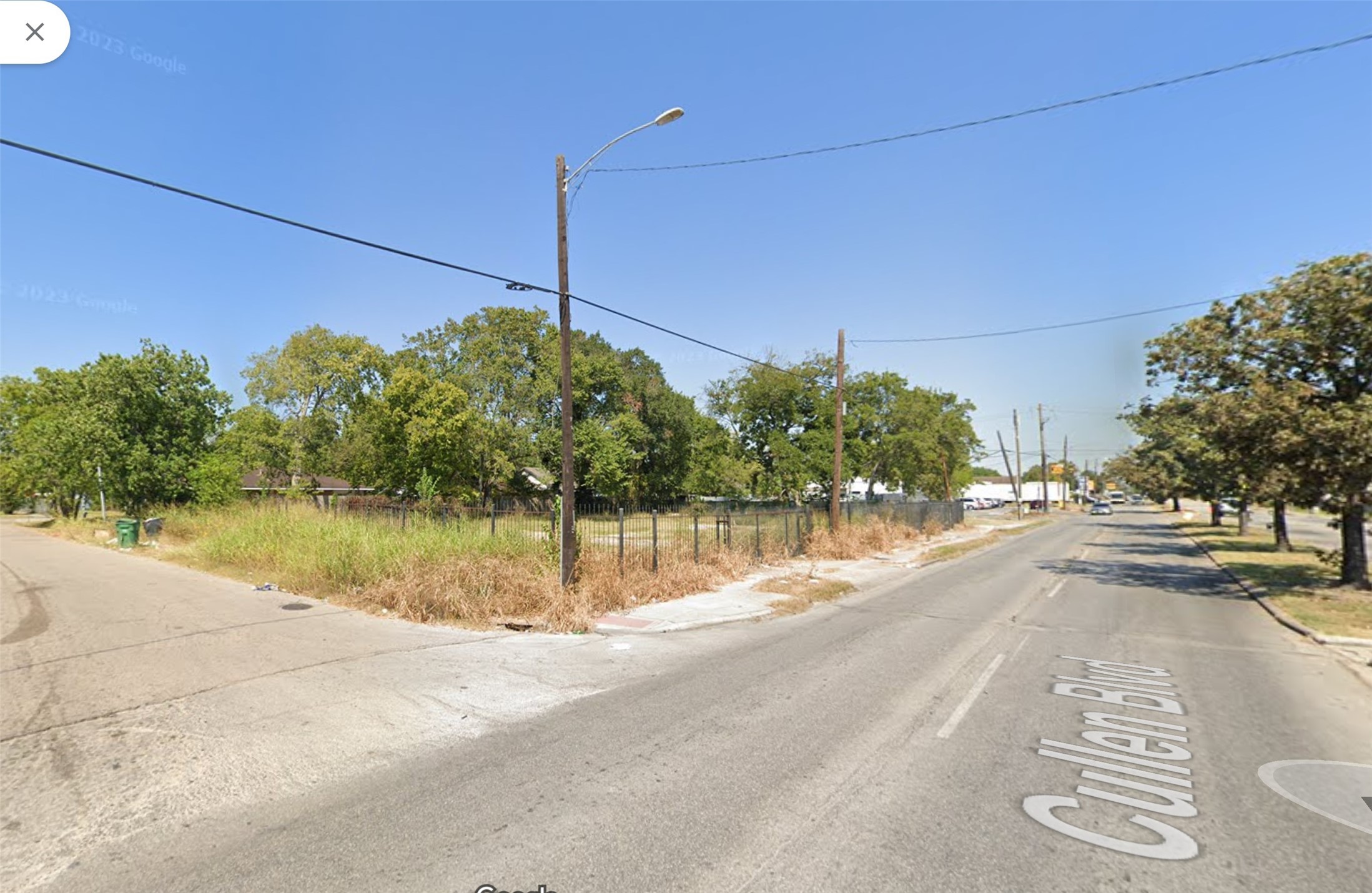 6910 Cullen Boulevard Houston, TX 77021 - Photo 10 of 17 a view of a street with a building in the background