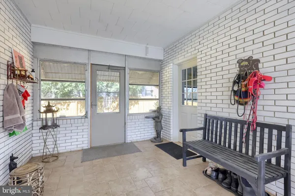 $269,900 | 2401 Seneca Drive, York, PA 17408