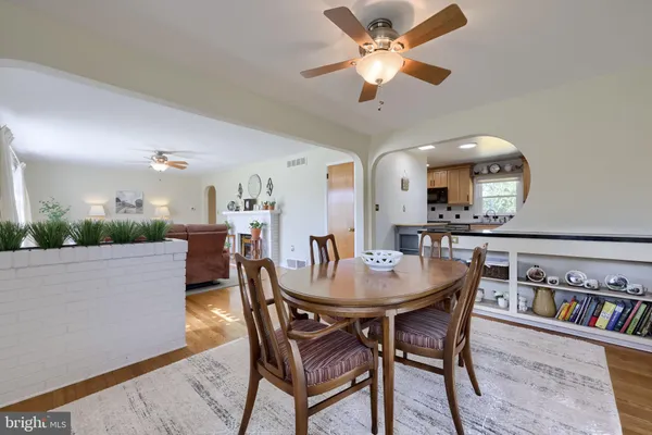 $269,900 | 2401 Seneca Drive, York, PA 17408