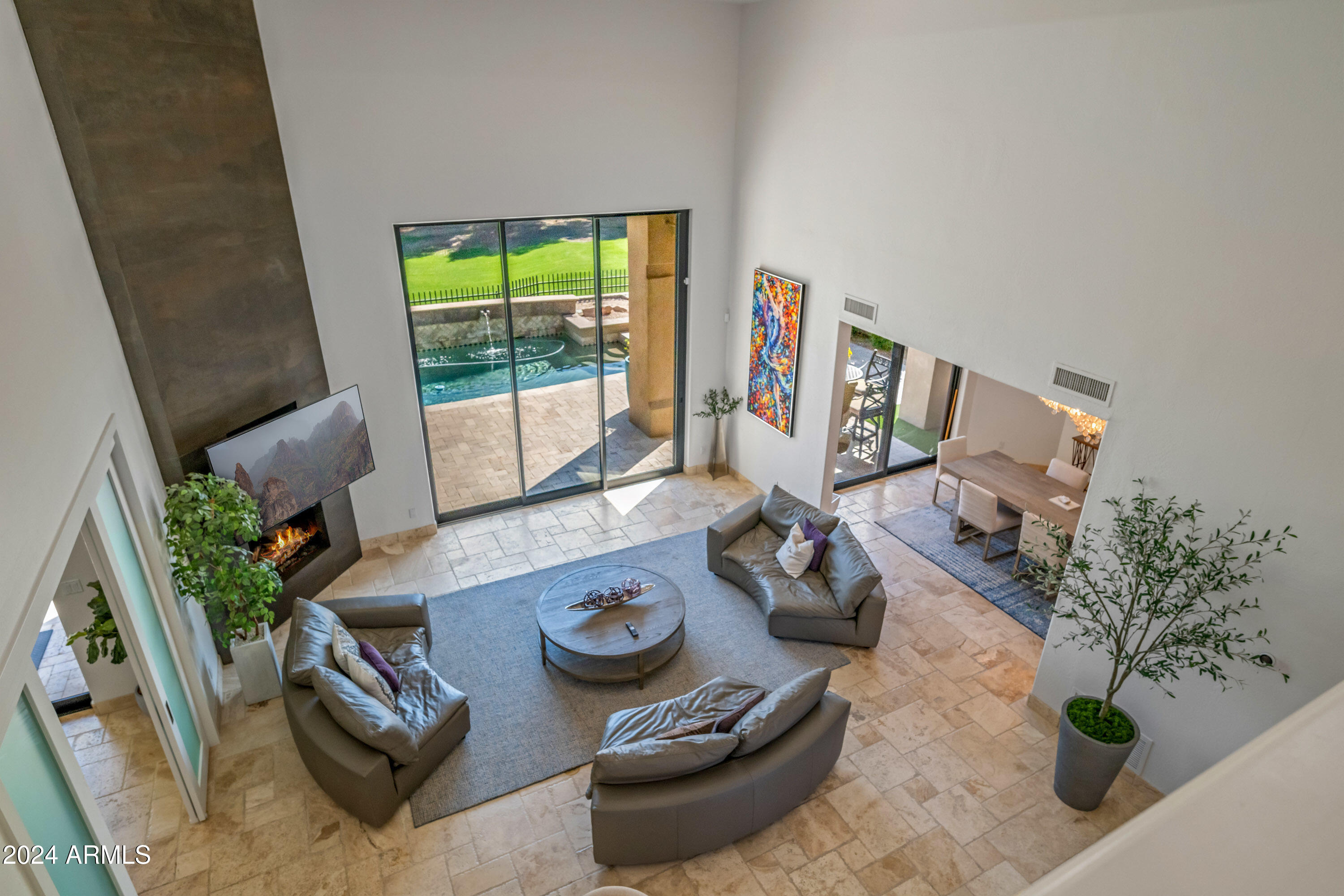 7323 East Gainey Ranch Road, Unit 4 Scottsdale, AZ 85258 - Photo 41 of 67 Dramatic Interior Views