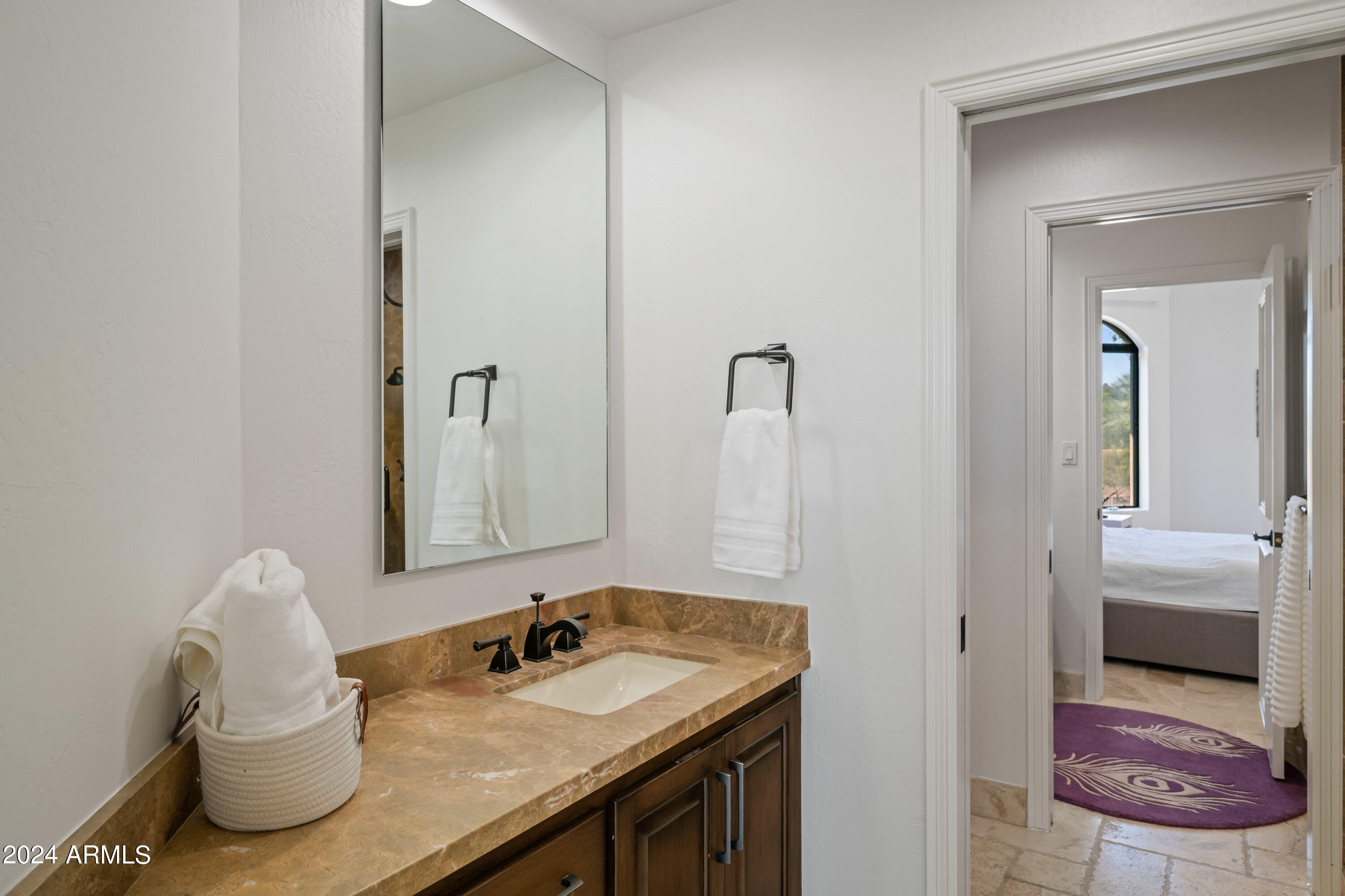 7323 East Gainey Ranch Road, Unit 4 Scottsdale, AZ 85258 - Photo 44 of 67 Jack & Jill Bathroom Upstairs