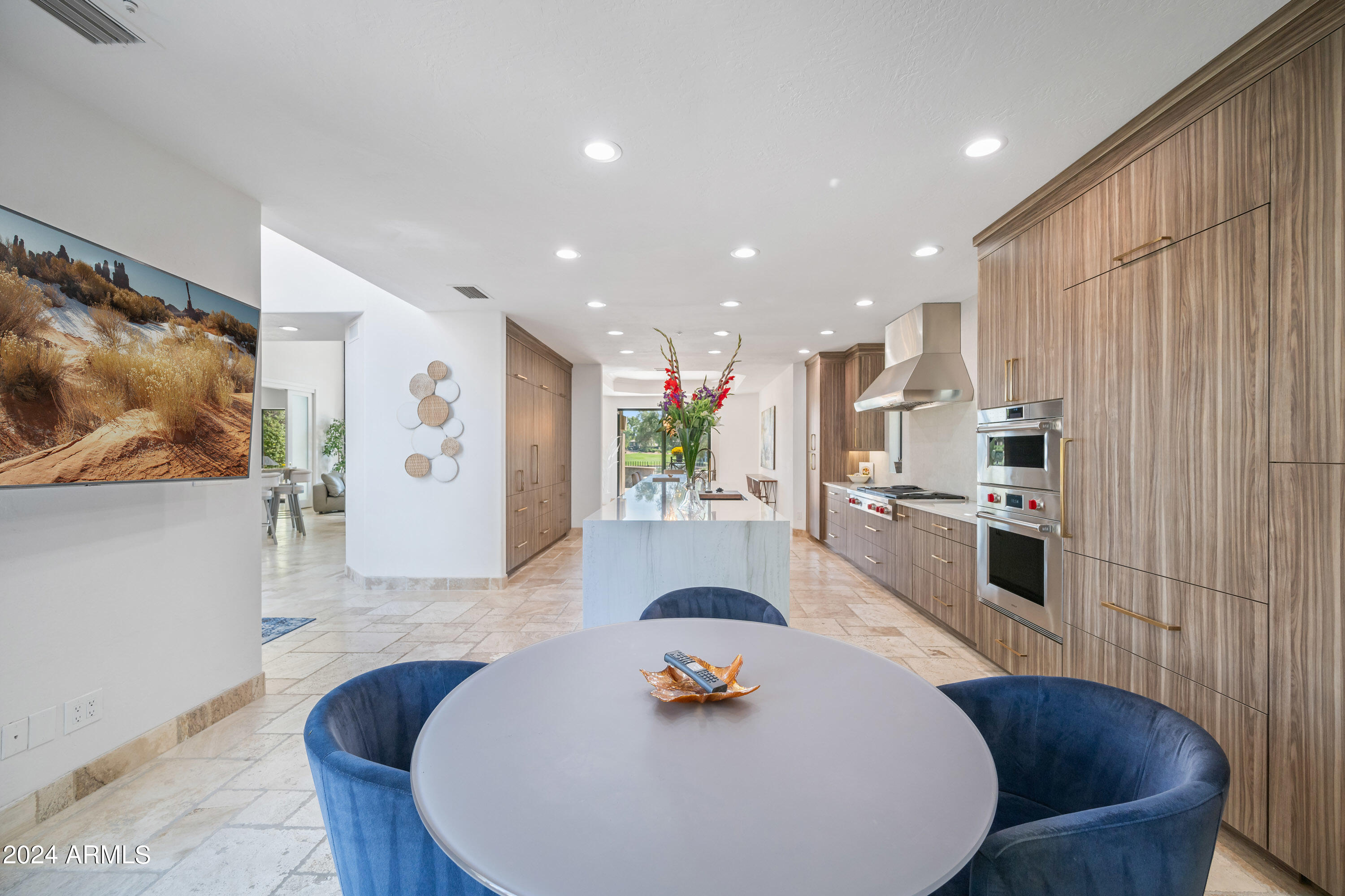 7323 East Gainey Ranch Road, Unit 4 Scottsdale, AZ 85258 - Photo 9 of 67 Eat-in Kitchen Area