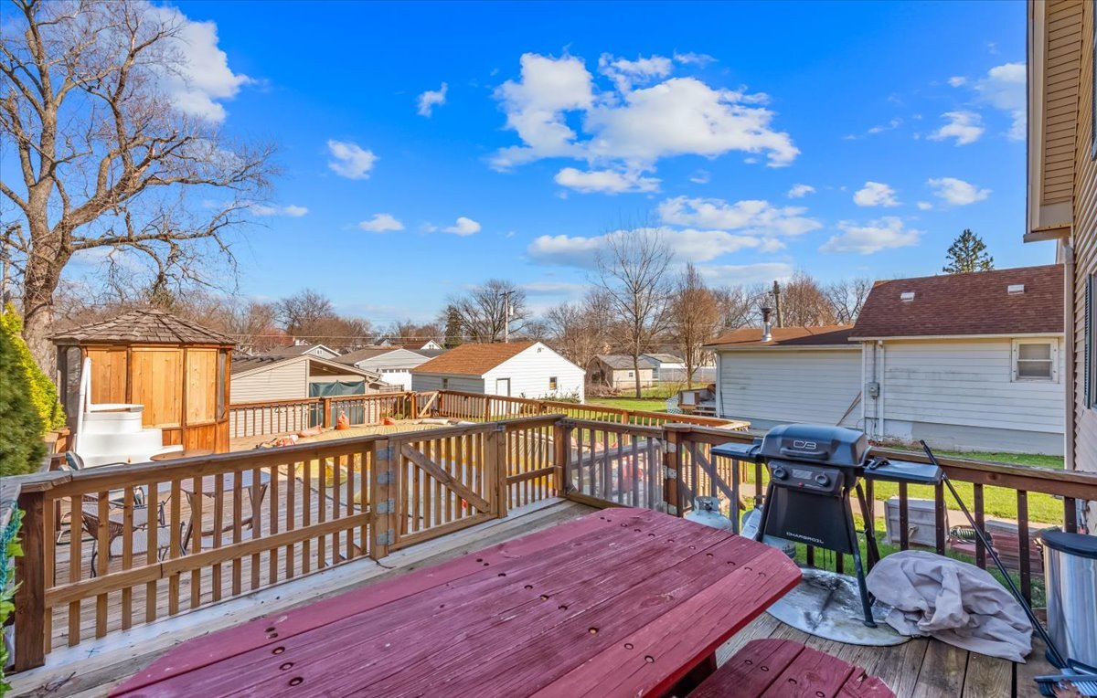 122 North Stott Street Genoa, IL 60135 - Photo 23 of 44