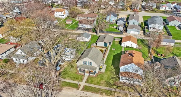 $219,000 | 122 North Stott Street, Genoa, IL 60135