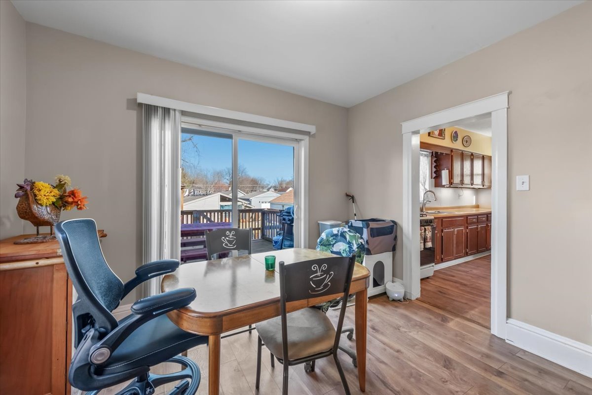 122 North Stott Street Genoa, IL 60135 - Photo 10 of 44