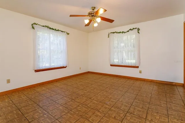 $794,900 | 583 Winona Drive, Geneva, FL 32732