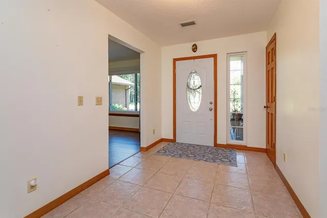 $794,900 | 583 Winona Drive, Geneva, FL 32732