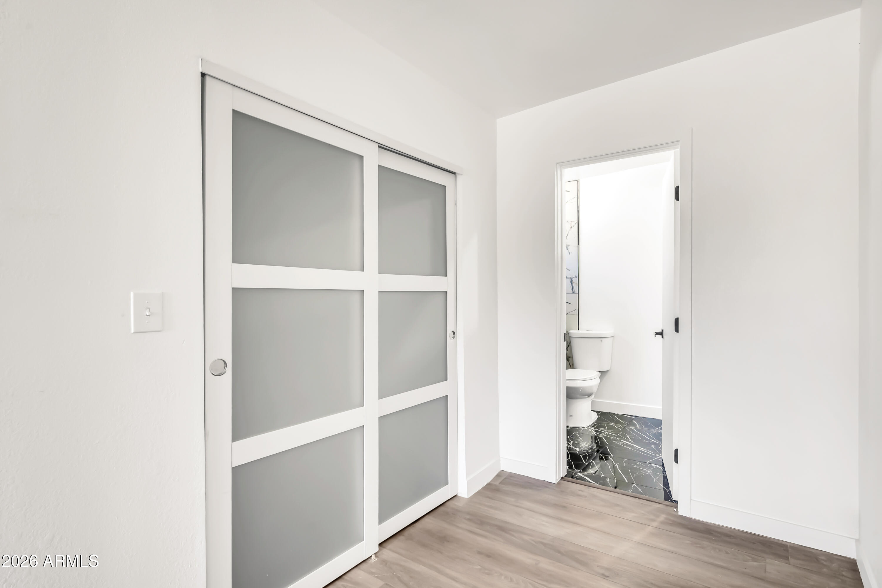 2813 North Greenfield Road Phoenix, AZ 85006 - Photo 15 of 31 2813 N Greenfield Rd-10