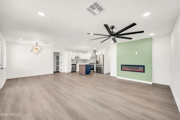$425,999 | 2813 North Greenfield Road, Phoenix, AZ 85006